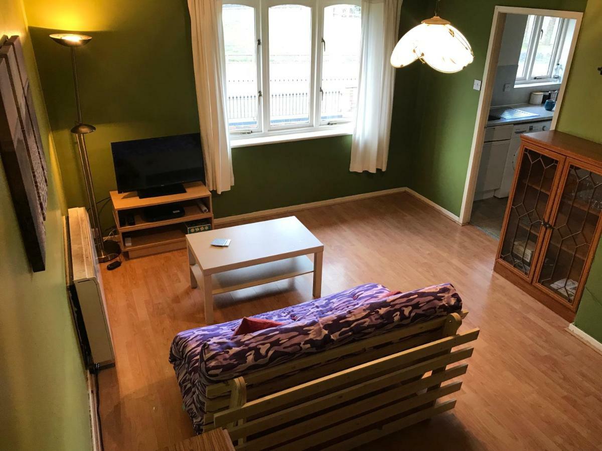 Flat 9A Badby Close Apartamento Manchester Exterior foto
